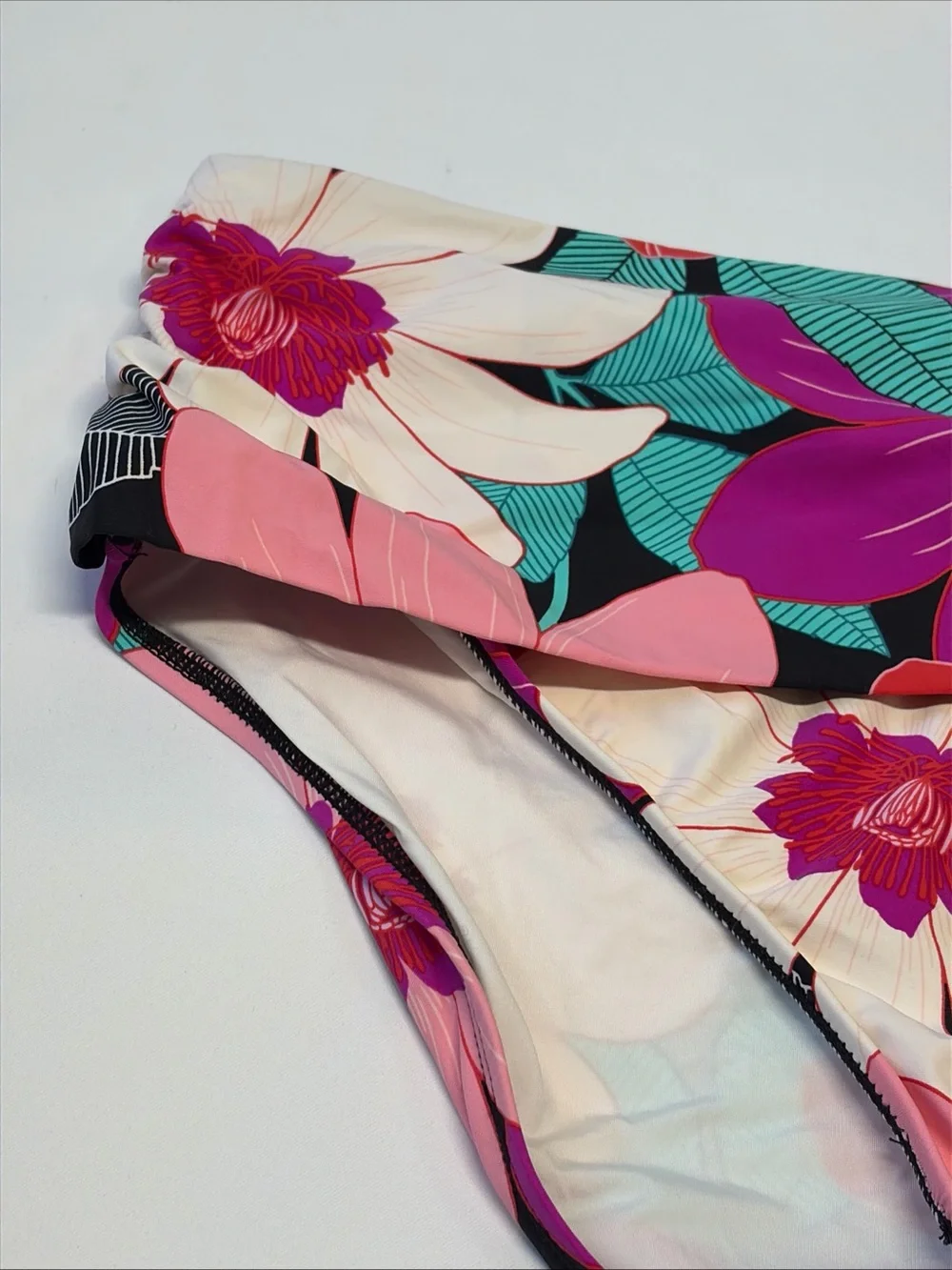 La Blanca Women’s 18W Tummy Control Multicolor Tropical Swimsuit Bottoms $68